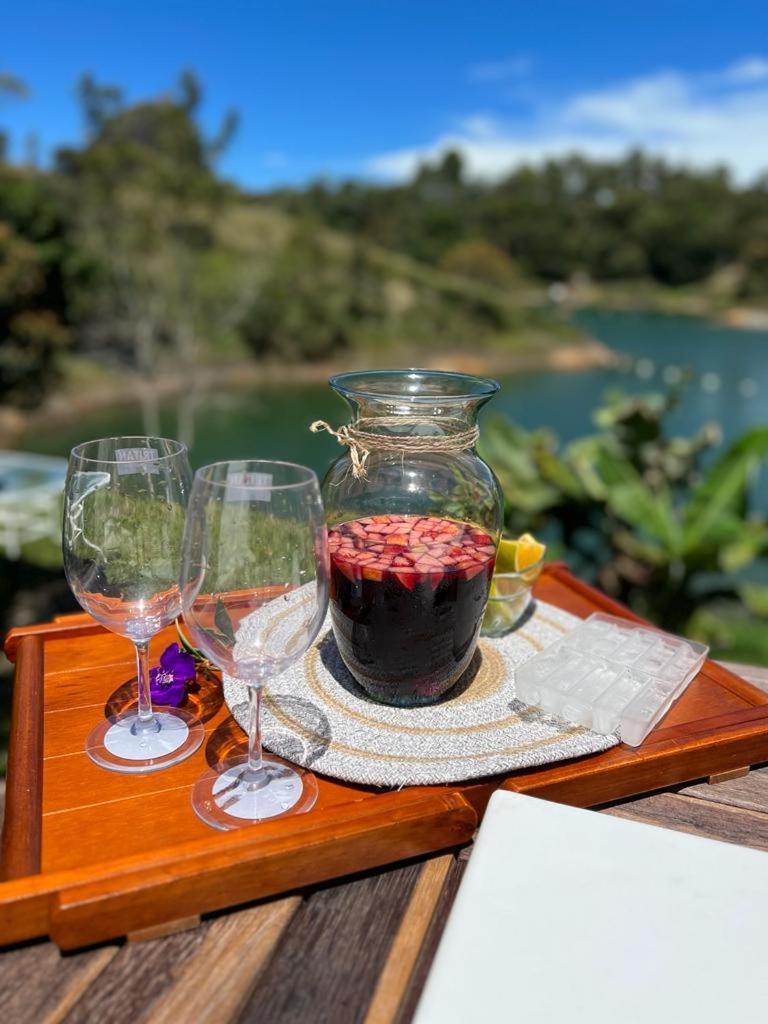 Cabana Privada Sin Prisa "Not Rush" Preciosa! Con Jacuzzi, Vista Y Acceso Directo Al Embalse, Vista A La Piedra , Deporte Acuatico Paddle Board And Breakfast Incluidos ! Imperdible Guatapé Екстериор снимка